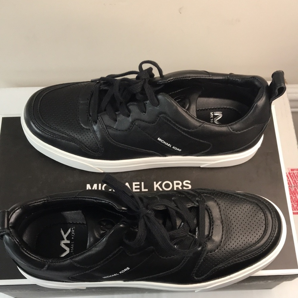 Michael Kors Baxter Lasered Leather Sneaker 42T0BAFS1L Black US 7.5 IT 40.5